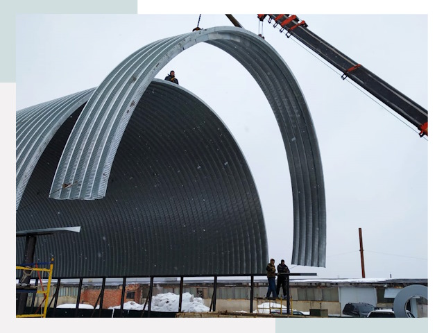 Полукруглые ангары в Карабулаке